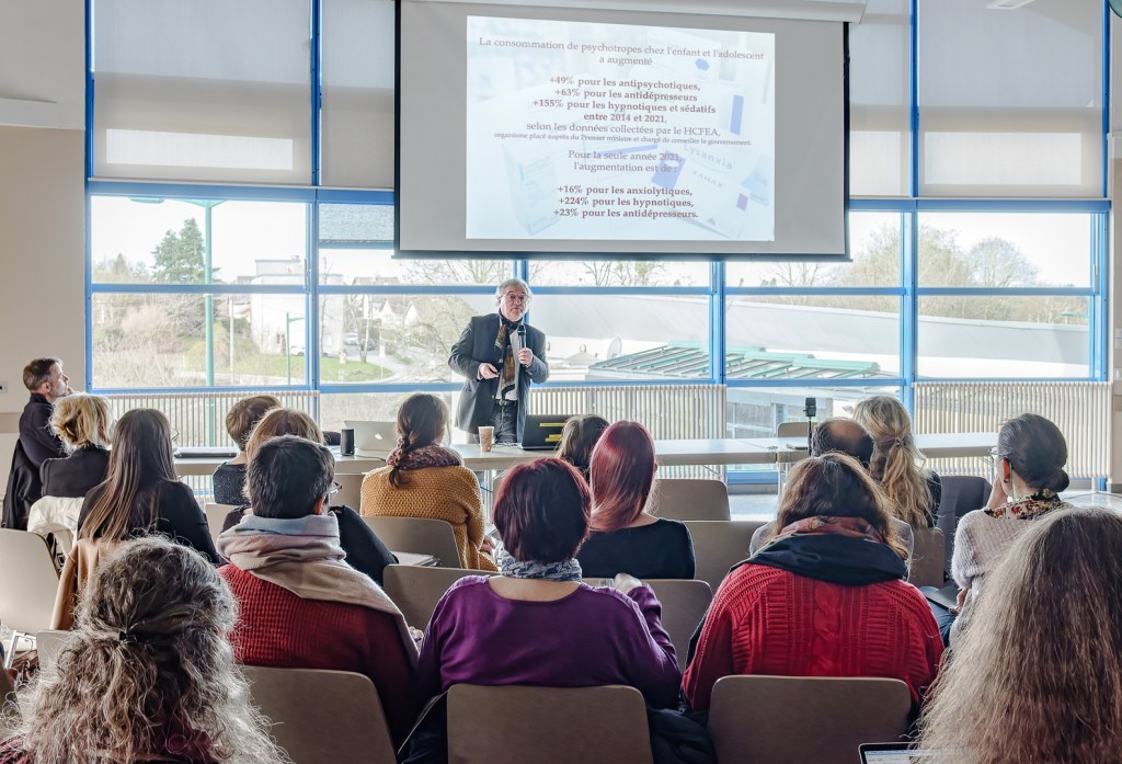 Photos prises lors de la journée d'étude du 16 mars 2023